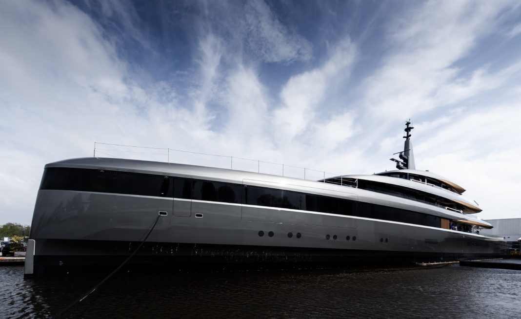 Project 710 Superyacht